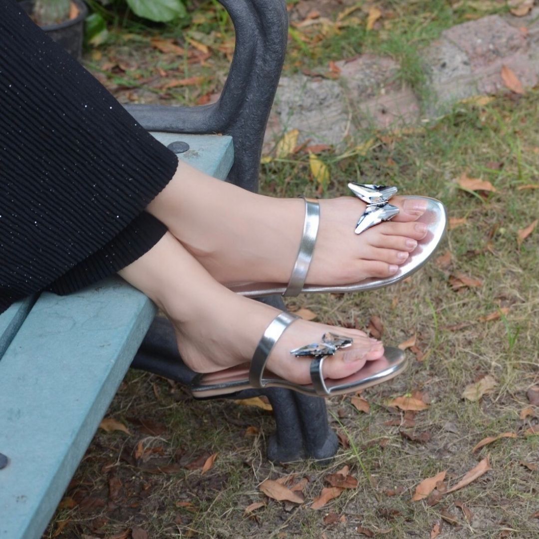Greta Slides - Silver