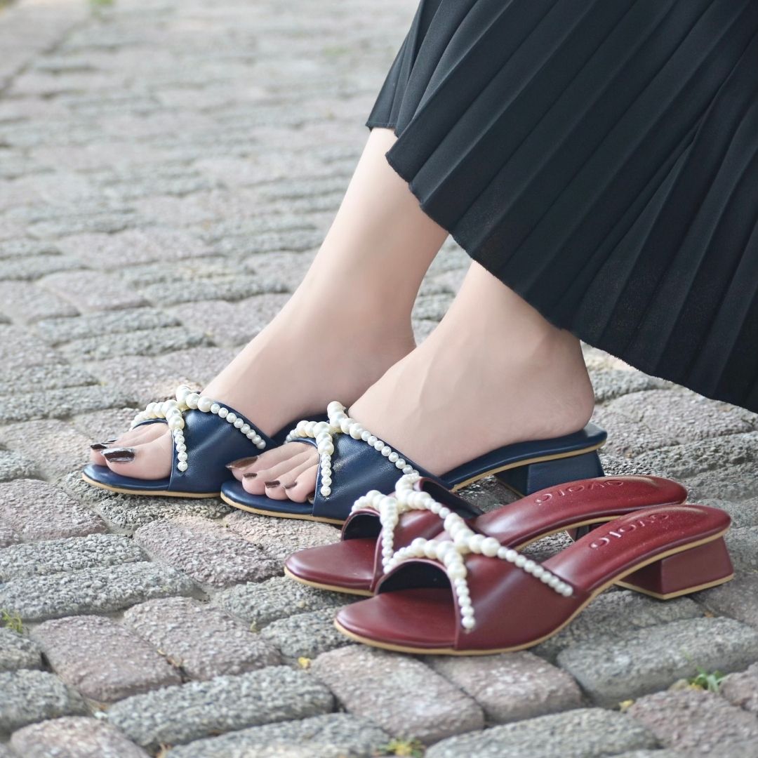 Pearl Slides - Blue