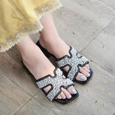 Lucia Slides - Black