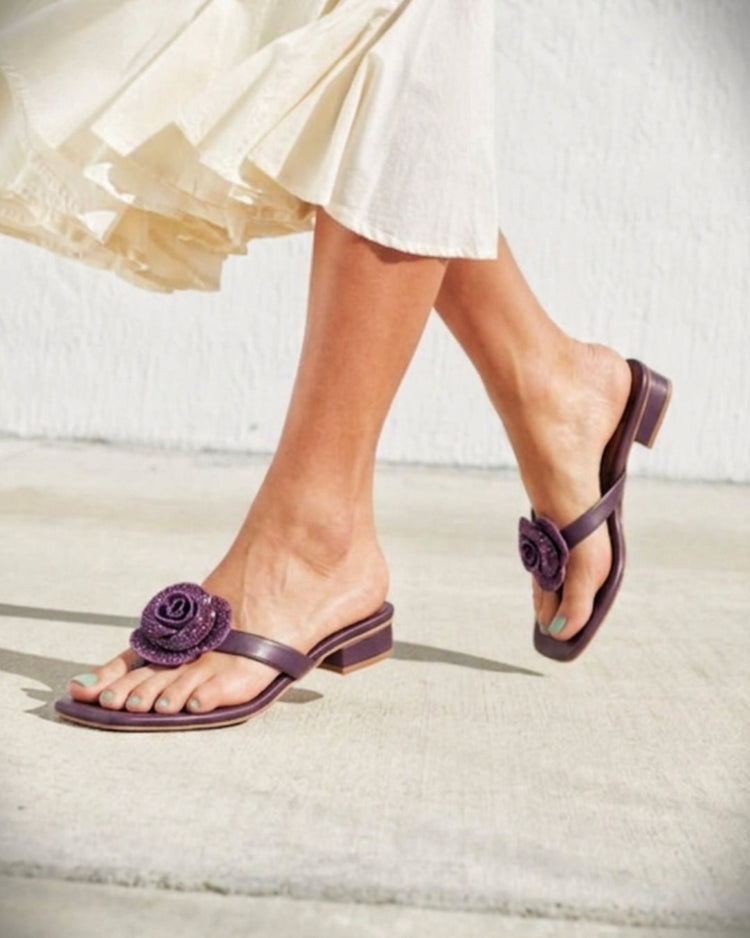 Slides & Sandals