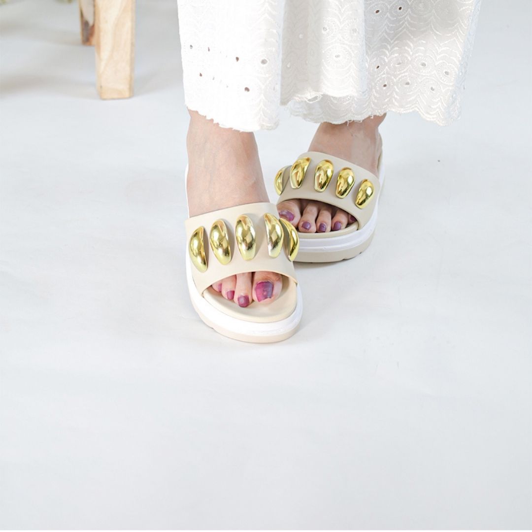 Orla Chunky Platforms - Beige