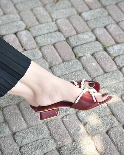 Pearl Slides - Red