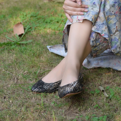 Aura Pump Sandals - Black