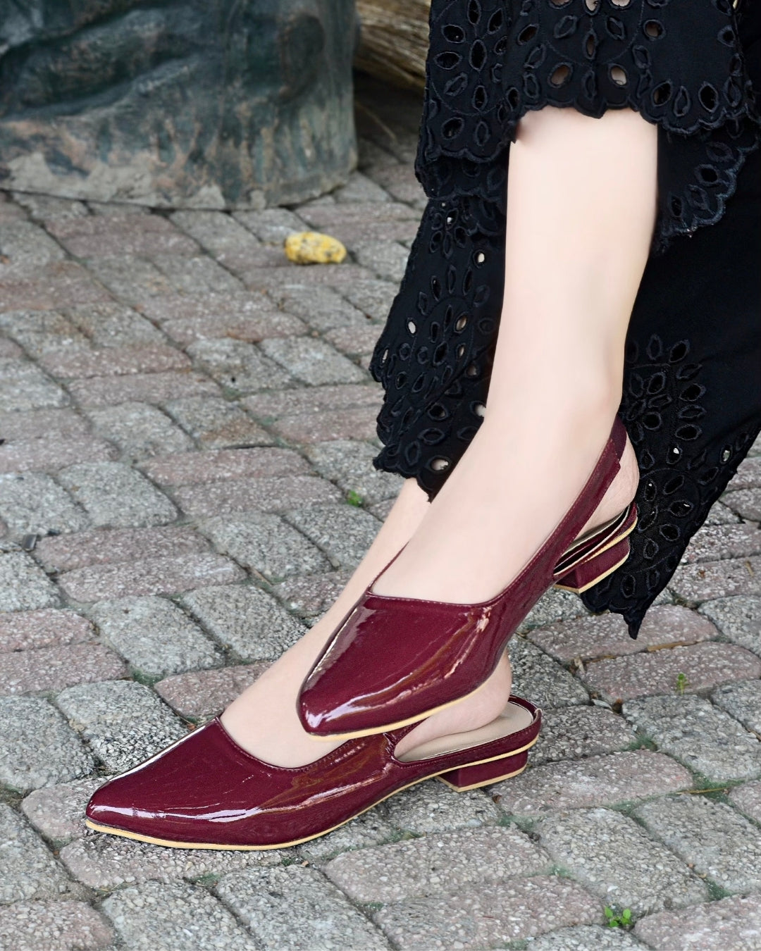 Moria Sling Back Pumps - Maroon