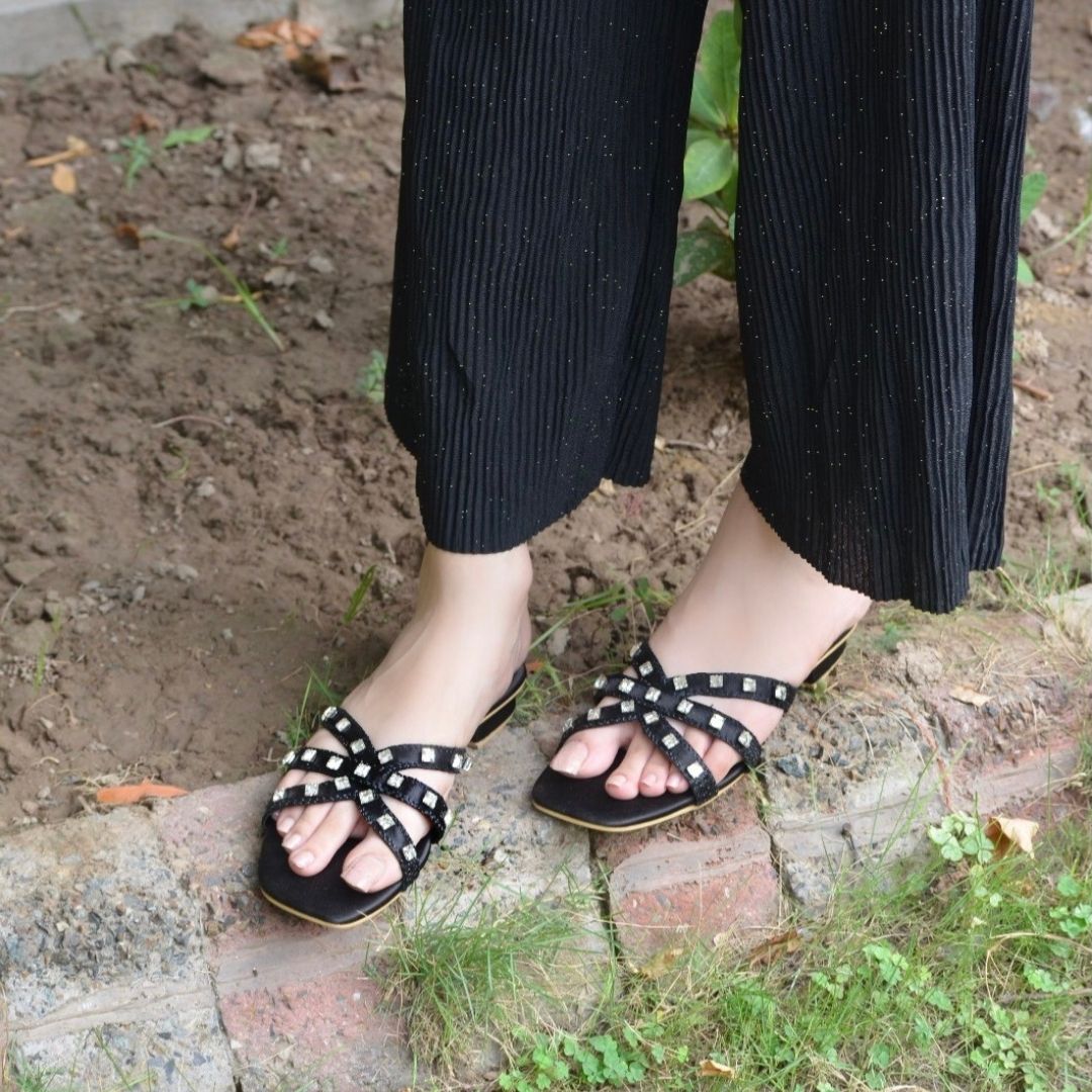 Tiara Slides - Black