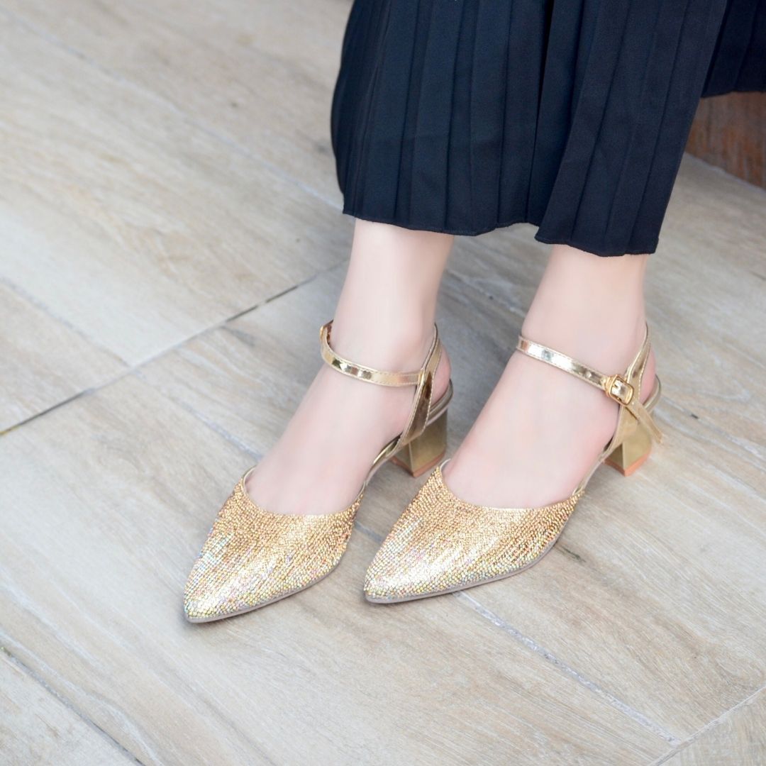 Evania Block Heel Pumps - Gold