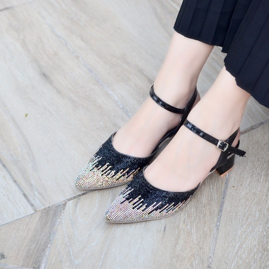 Evania Block Heel Pumps - Black