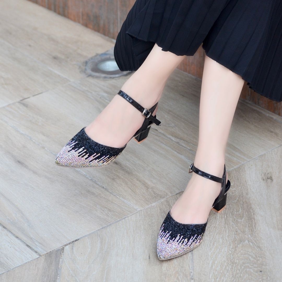 Evania Block Heel Pumps - Black