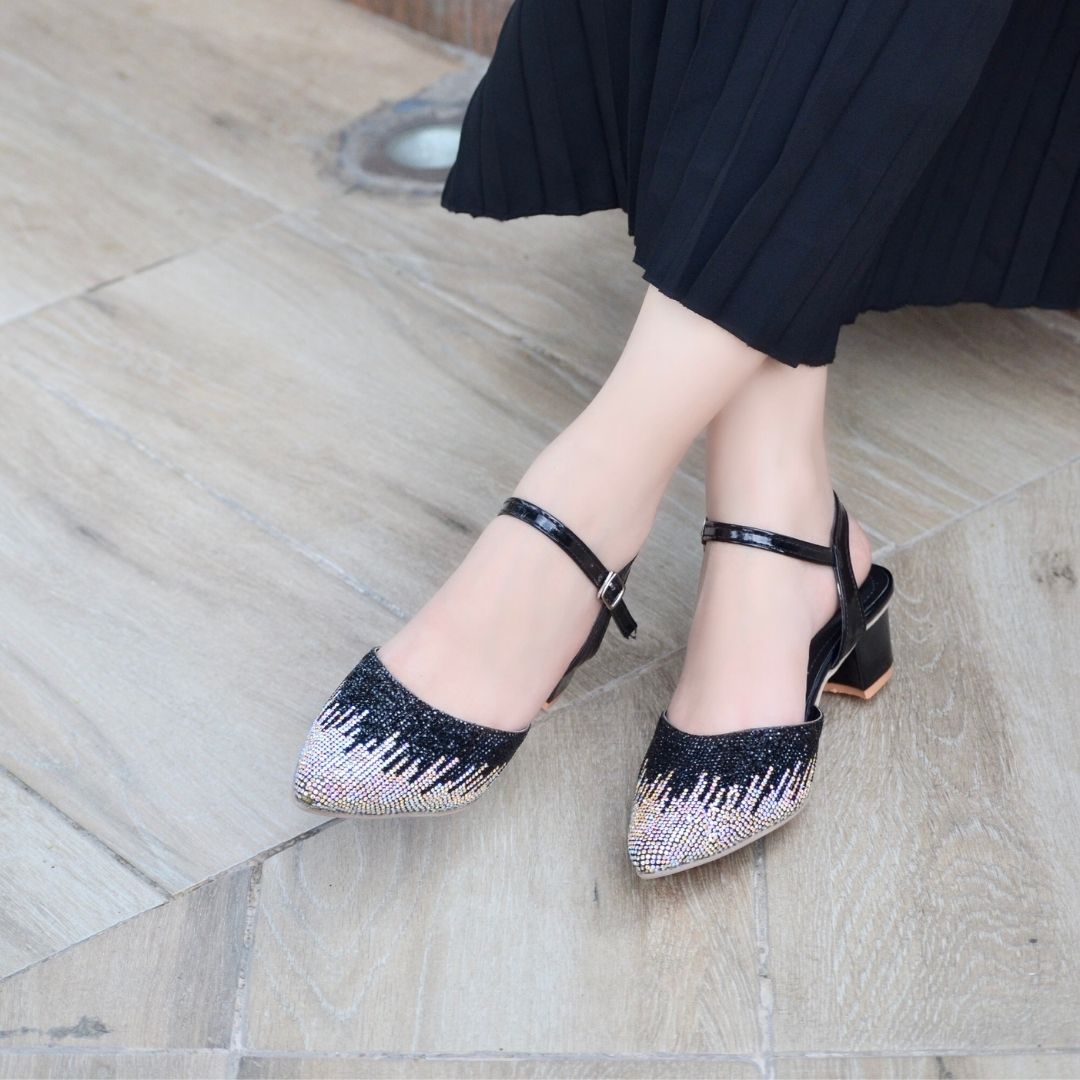 Evania Block Heel Pumps - Black