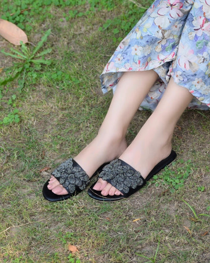 Spark Slides - Black