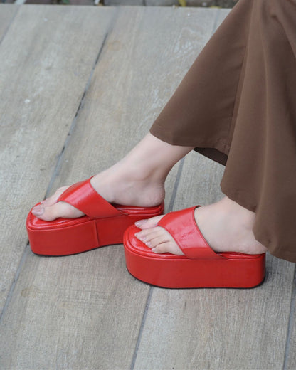 Y2K Platforms - Red