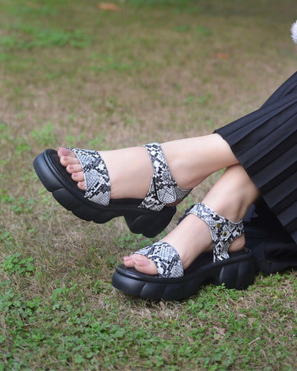 Frosty Chunky Platform Sandals - Black
