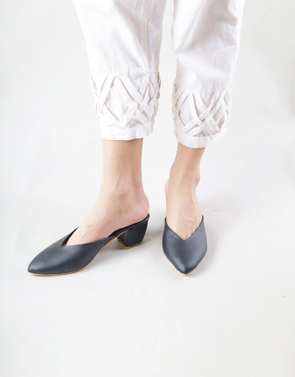 Pointy Toe Block Heels - Black