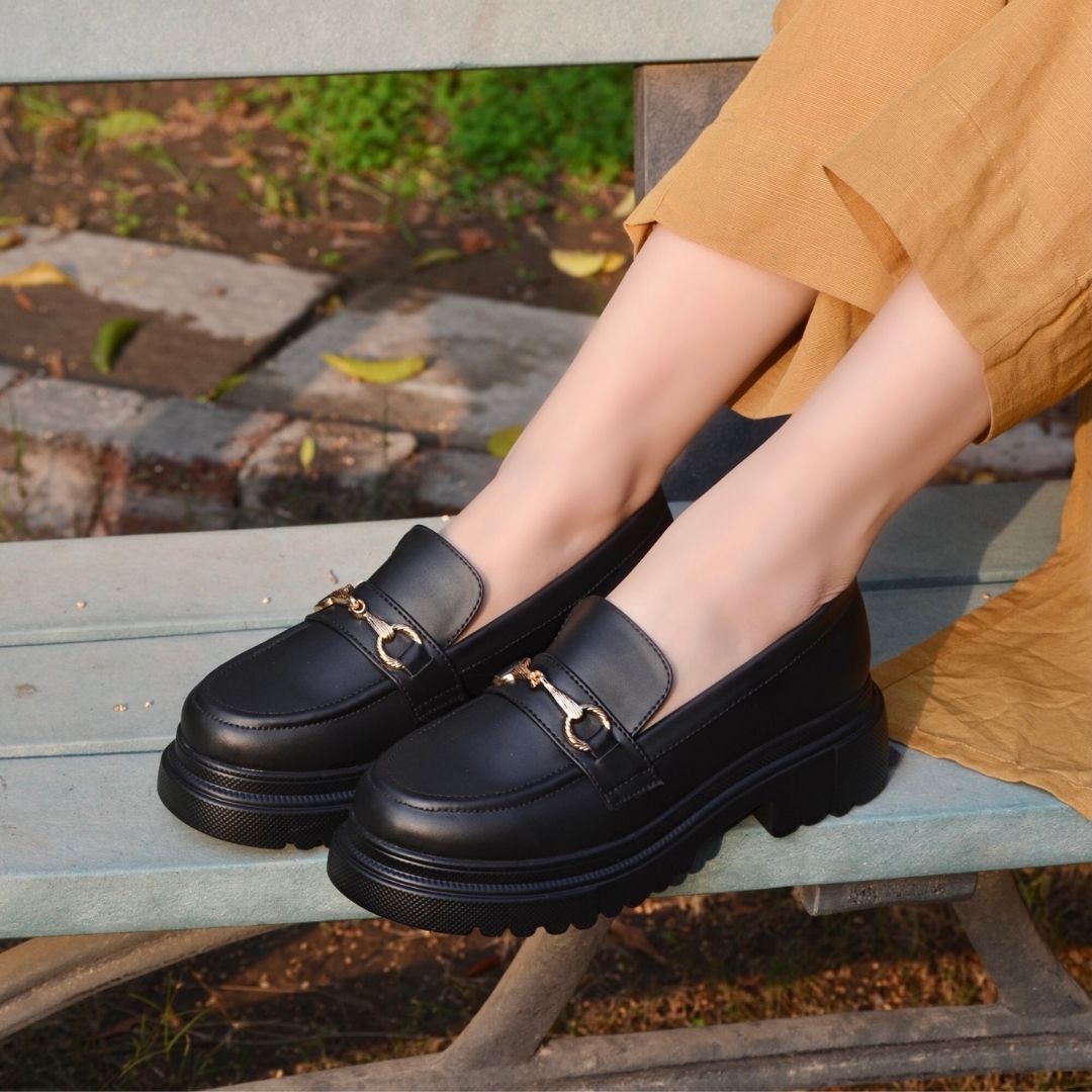 Chunky Loafers - Black
