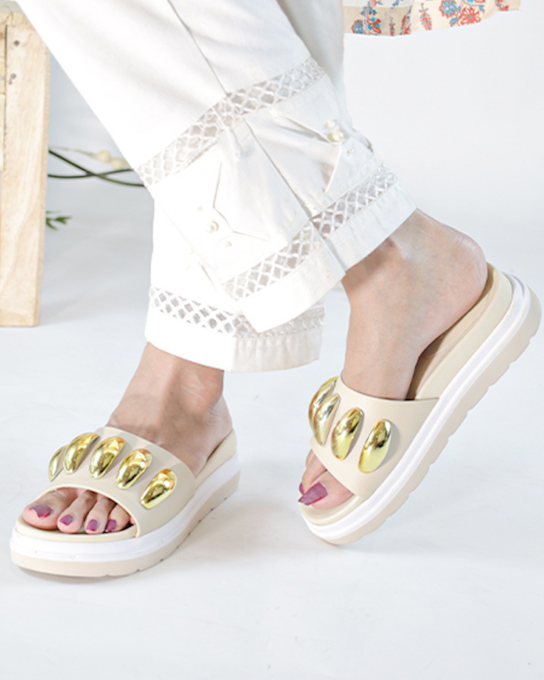 Orla Chunky Platforms - Beige