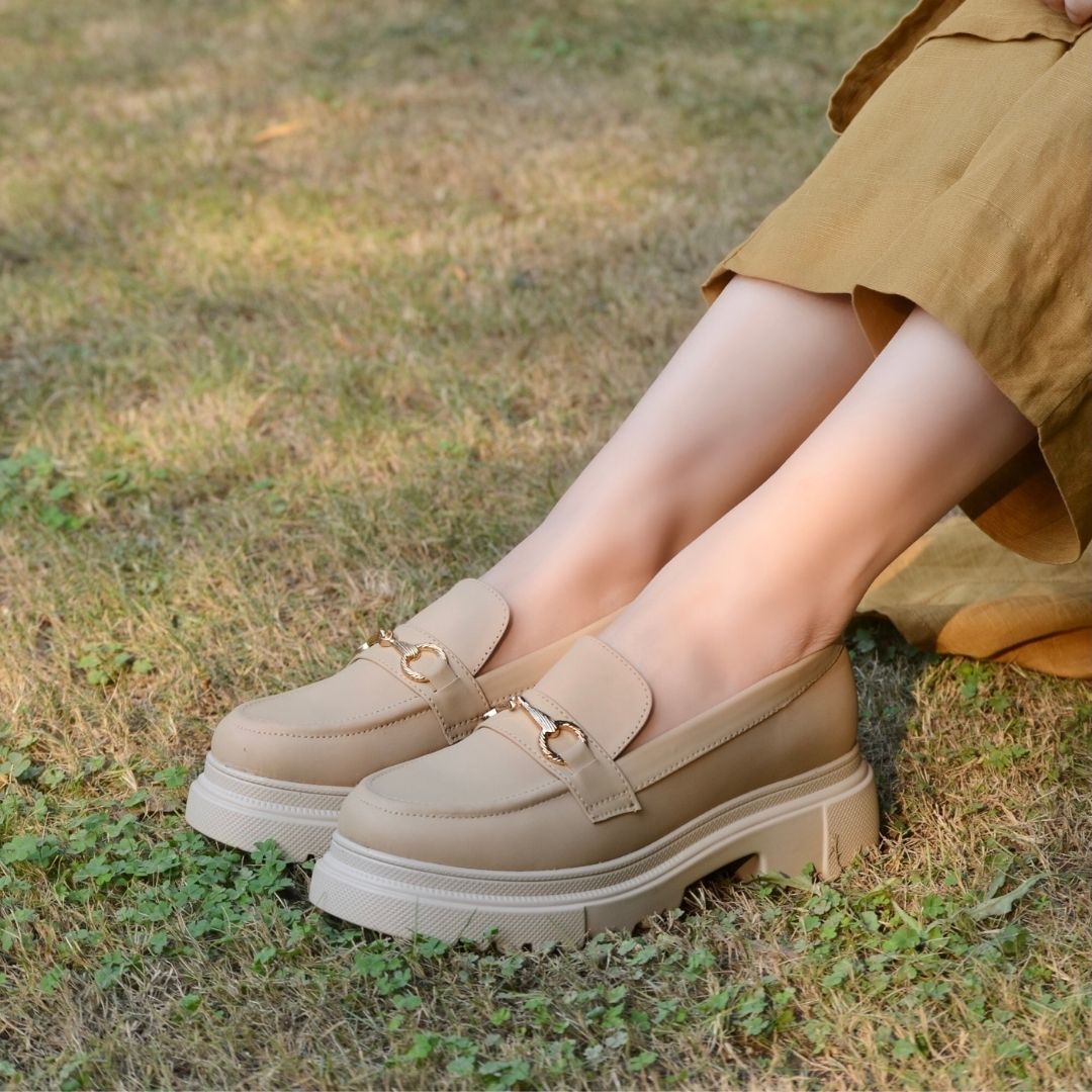 Chunky Loafers - Beige