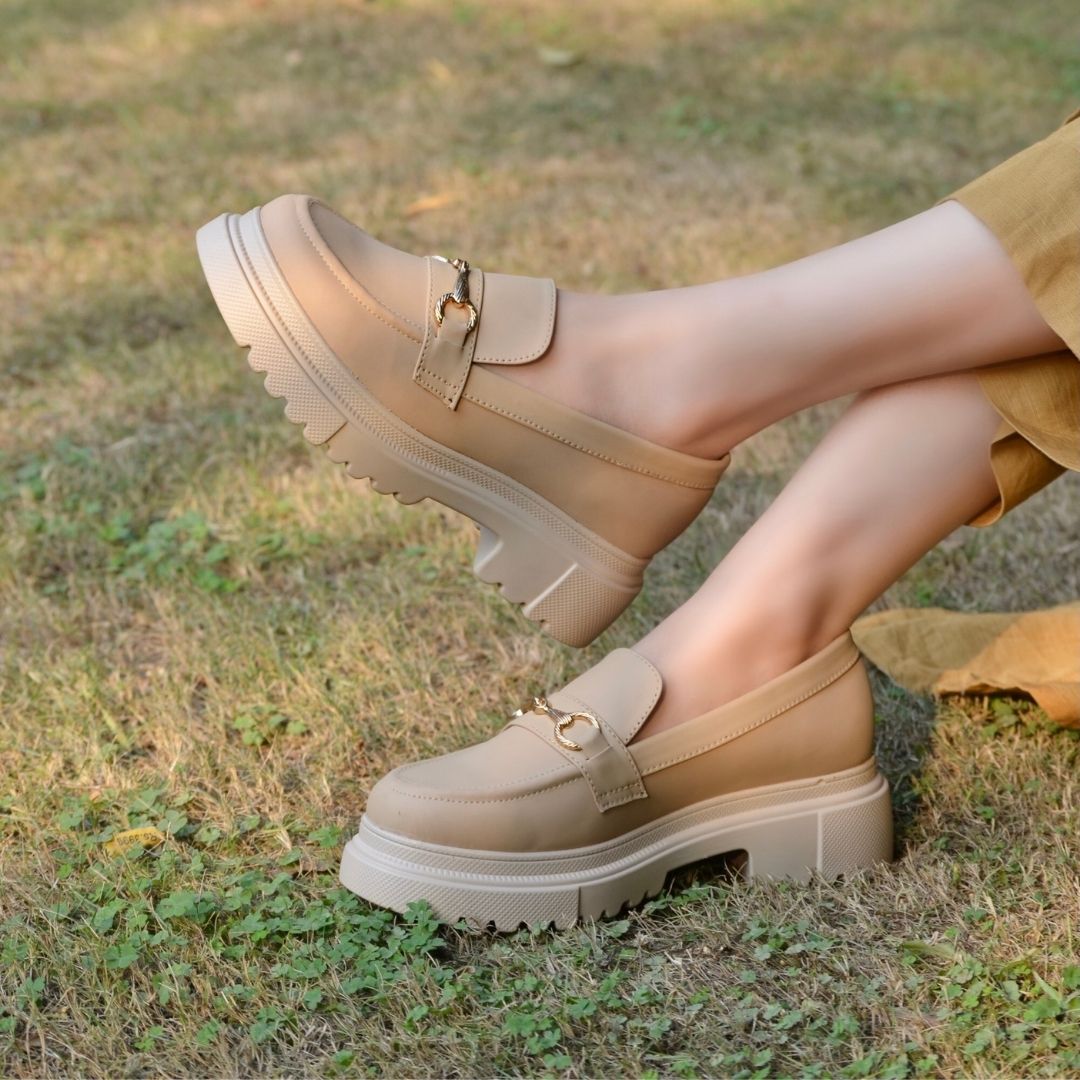 Chunky Loafers - Beige