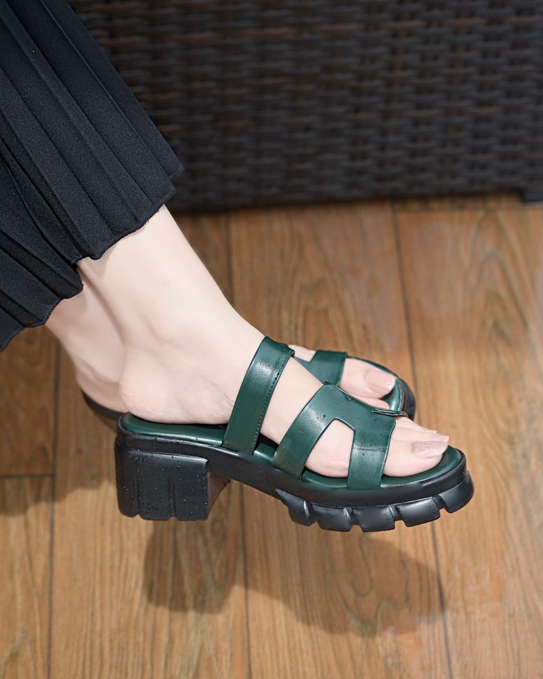 Lyra Chunky Slides - Green