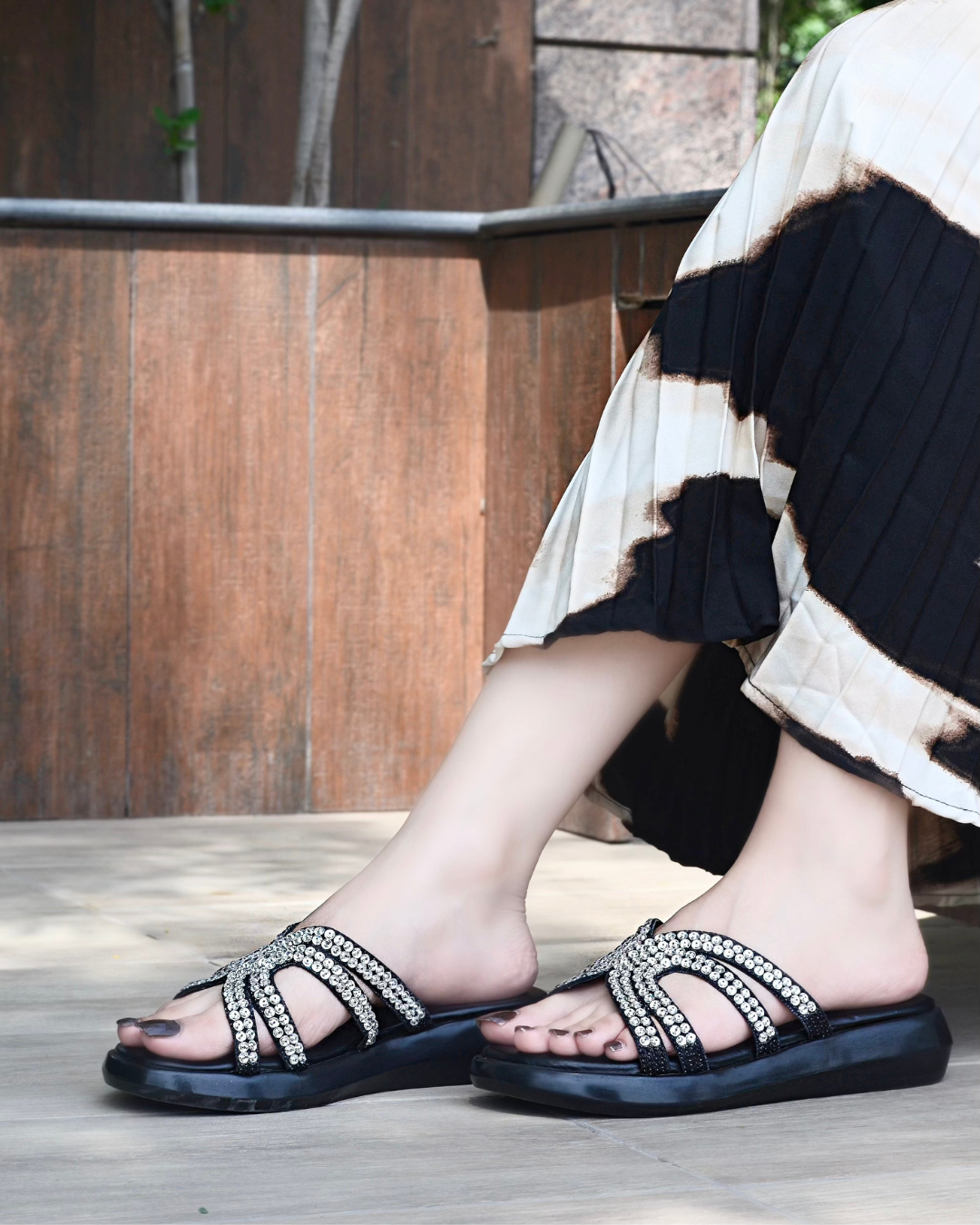 Svetlana Chunky Platforms - Black