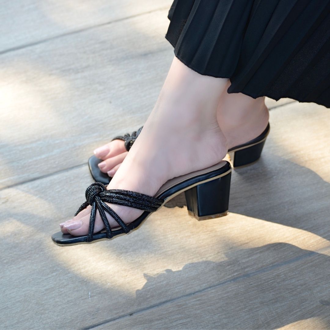 Tiasa Block Heels - Black