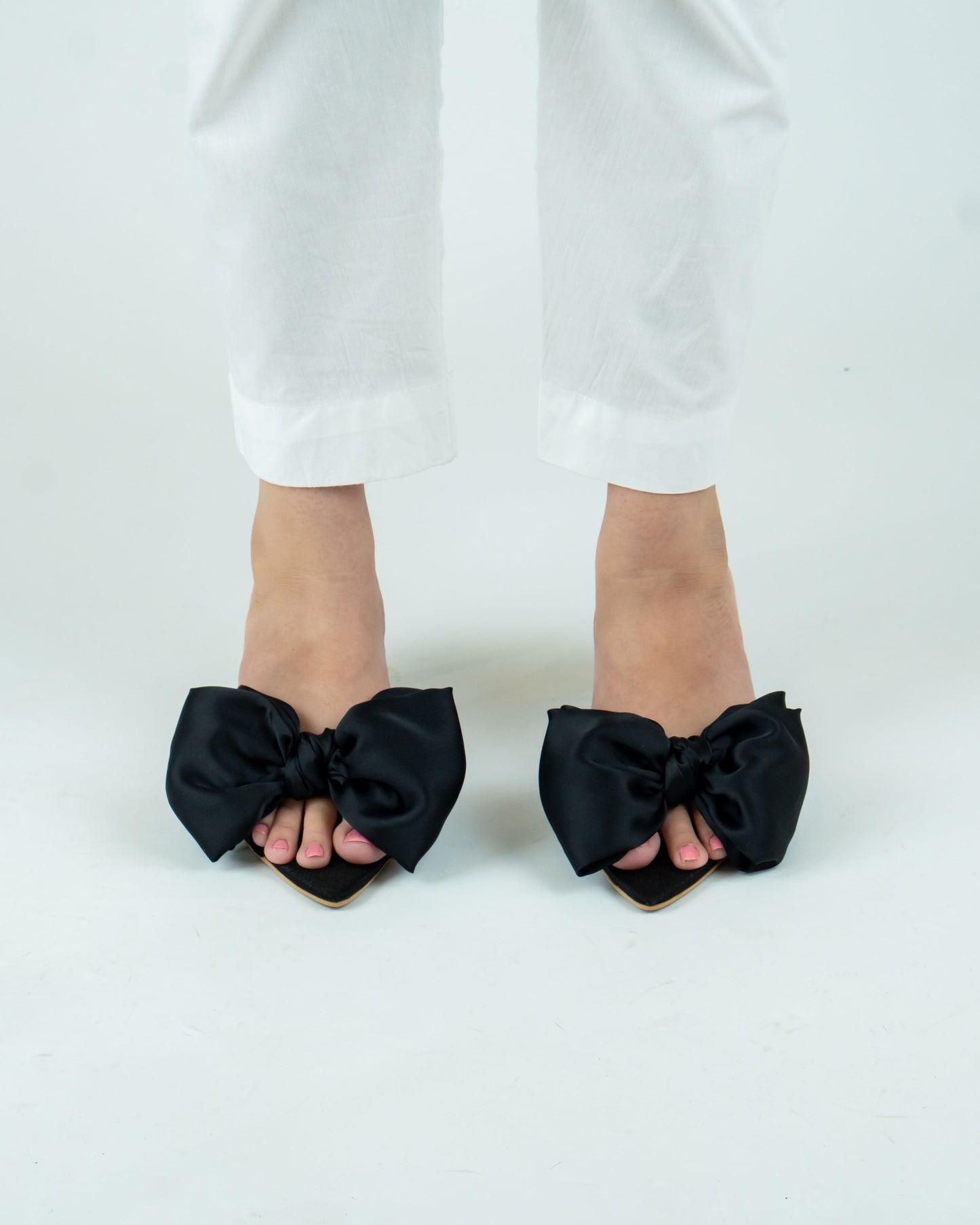 Hannah Bow Heels - Black