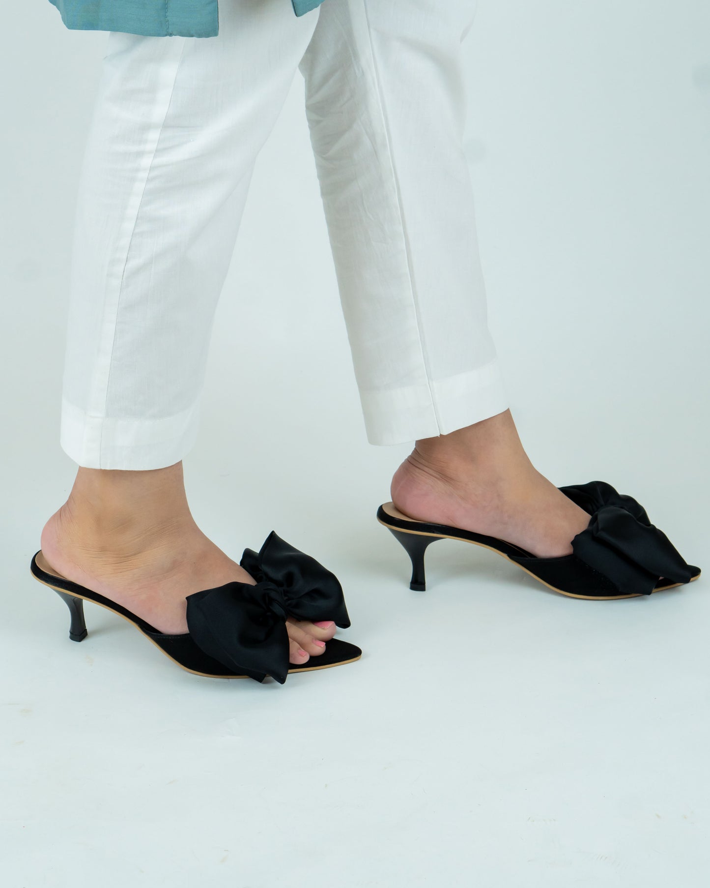 Hannah Bow Heels - Black