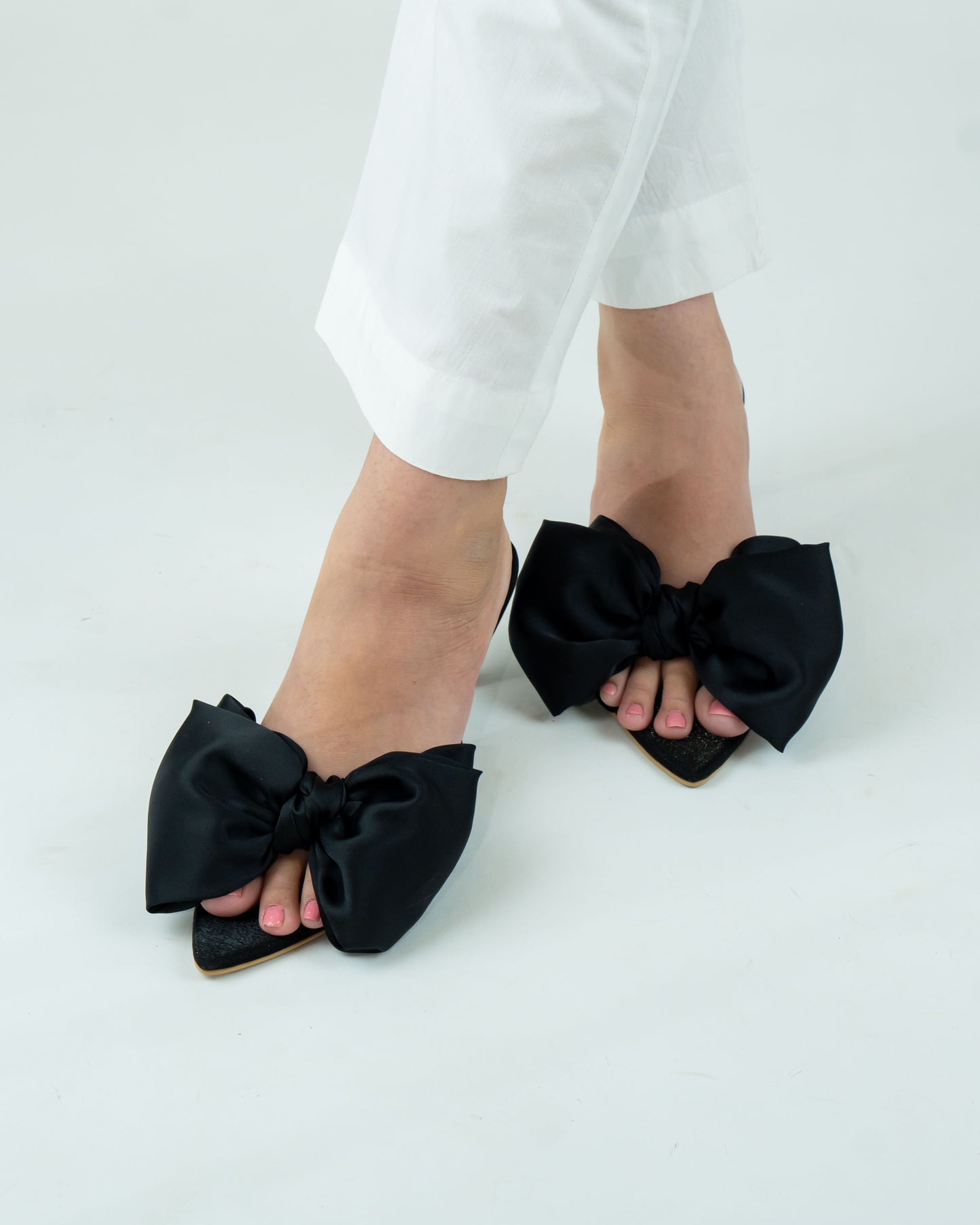 Hannah Bow Heels - Black