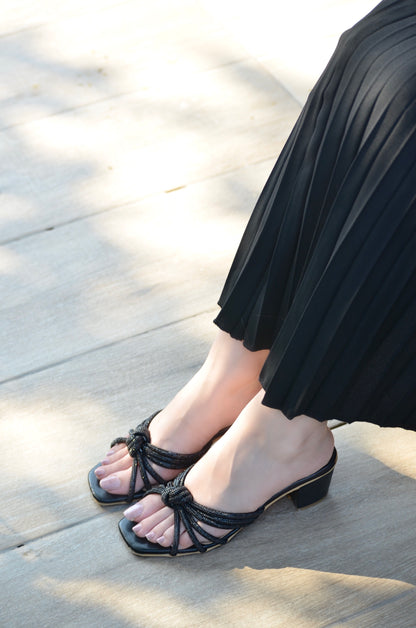 Tiasa Block Heels - Black