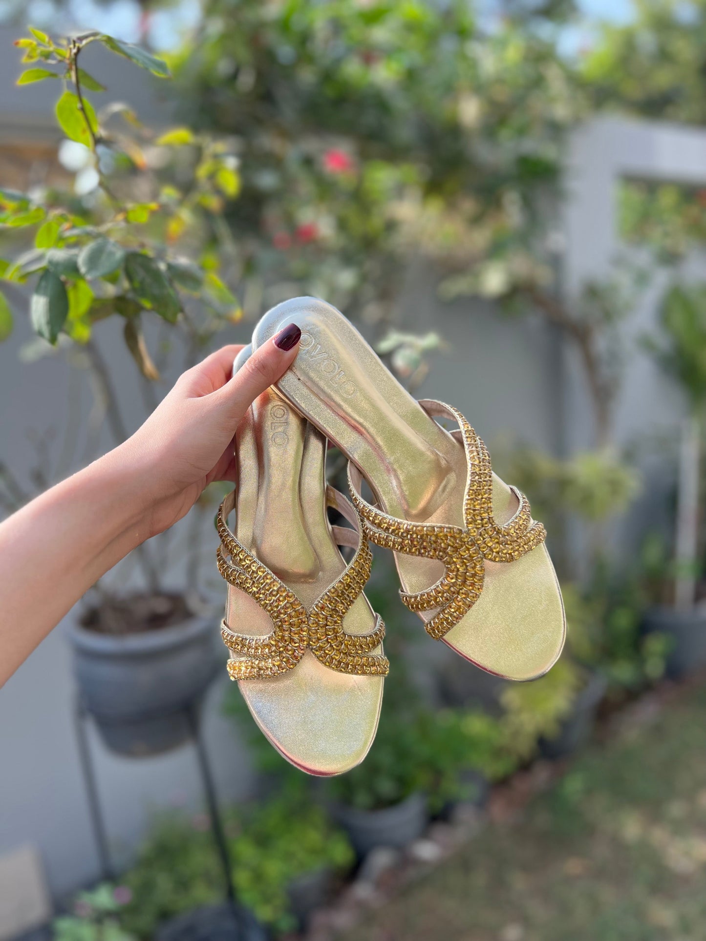 Svetlana Slides - Gold