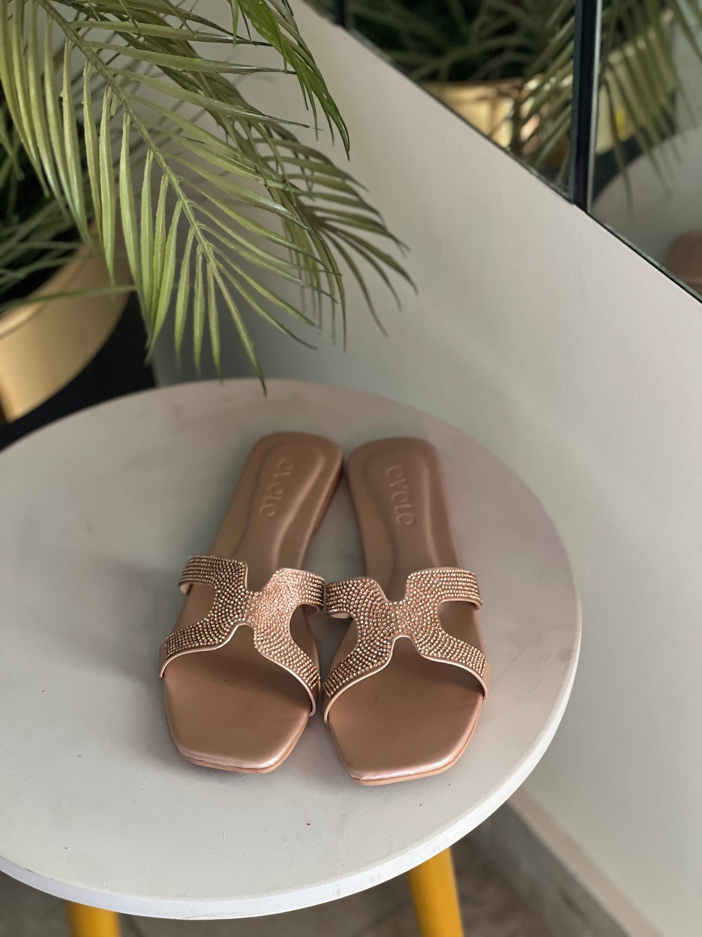 Luna Slides - Gold