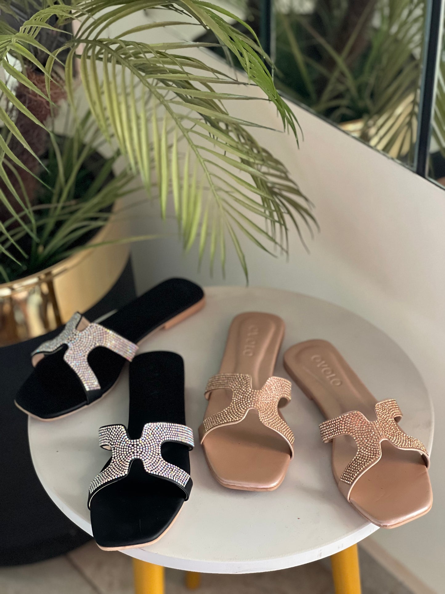 Luna Slides - Gold